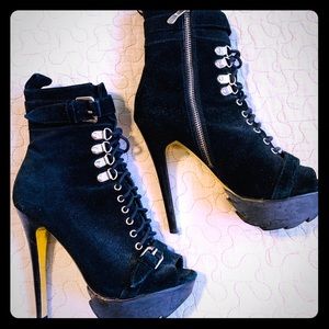 Bebe booties suede black